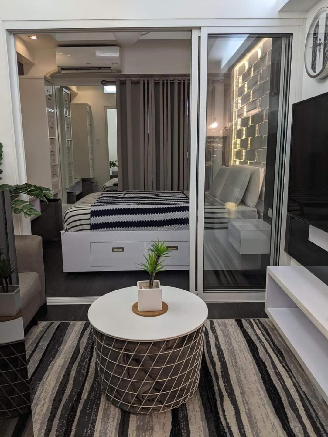 1 Cozy Bedroom In Lumiere Residences Pasig City Exteriör bild